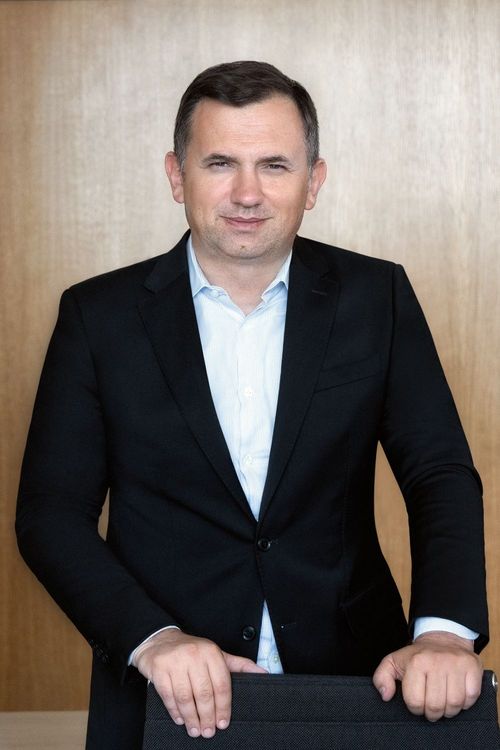 Vlad Vitcu CEO BCR Leasing